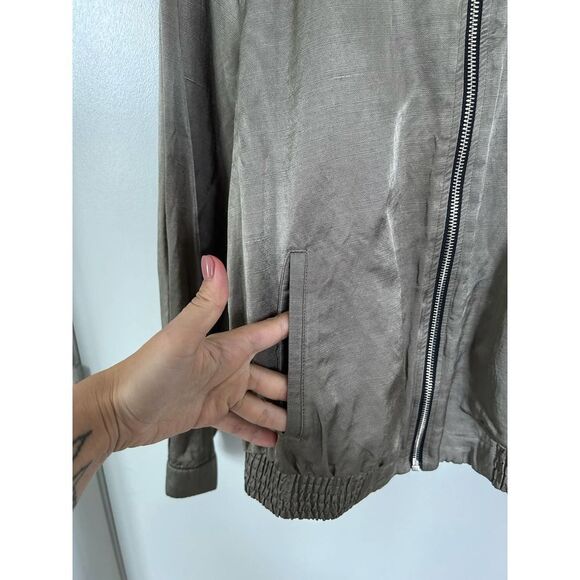 Zara Basic Satin Effect Bomber Jacket Size XS Khaki Green EUC - Picture 3 of 10
